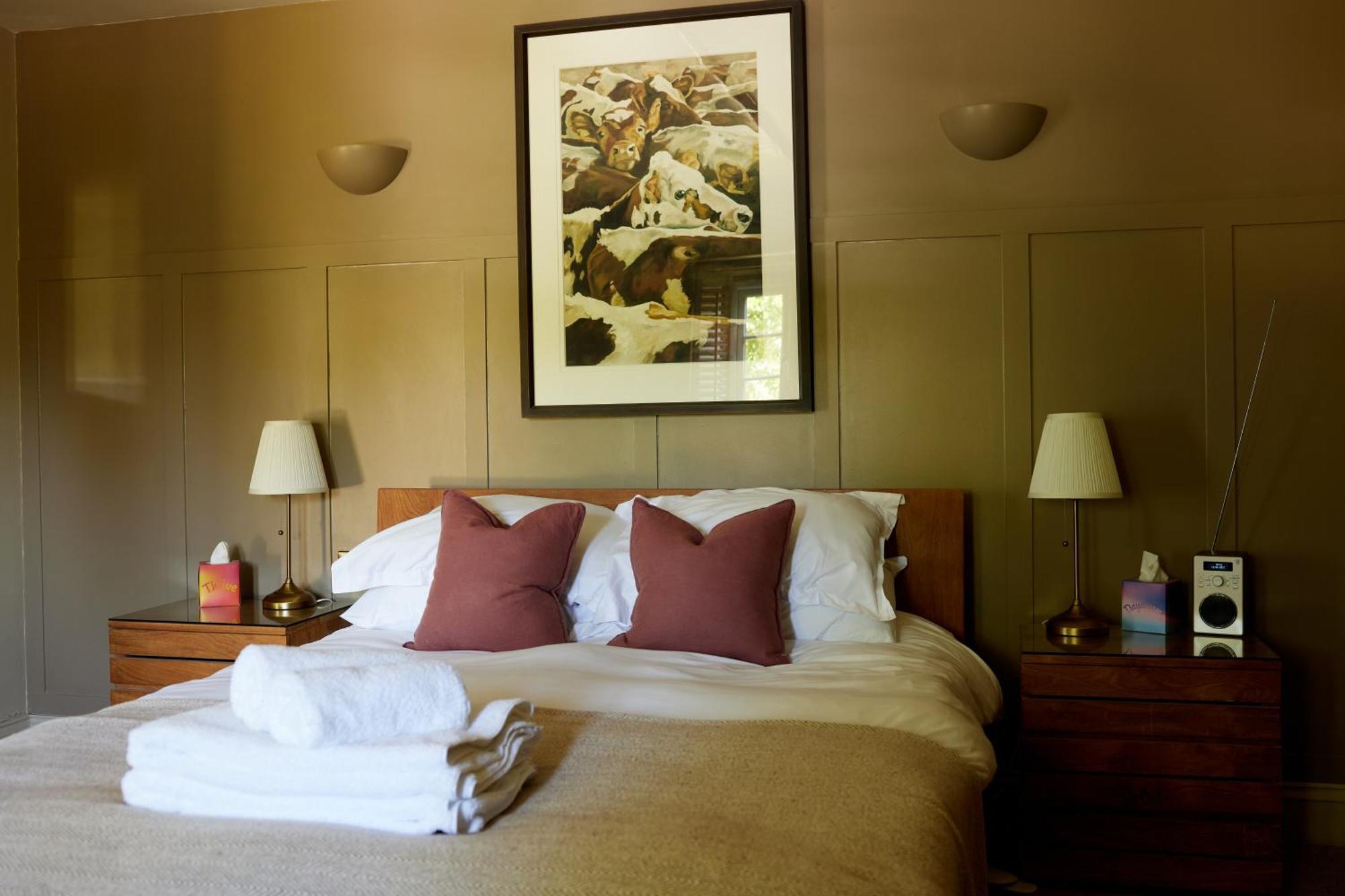 Отель The Wheatsheaf Combe Hay Wellow  Экстерьер фото