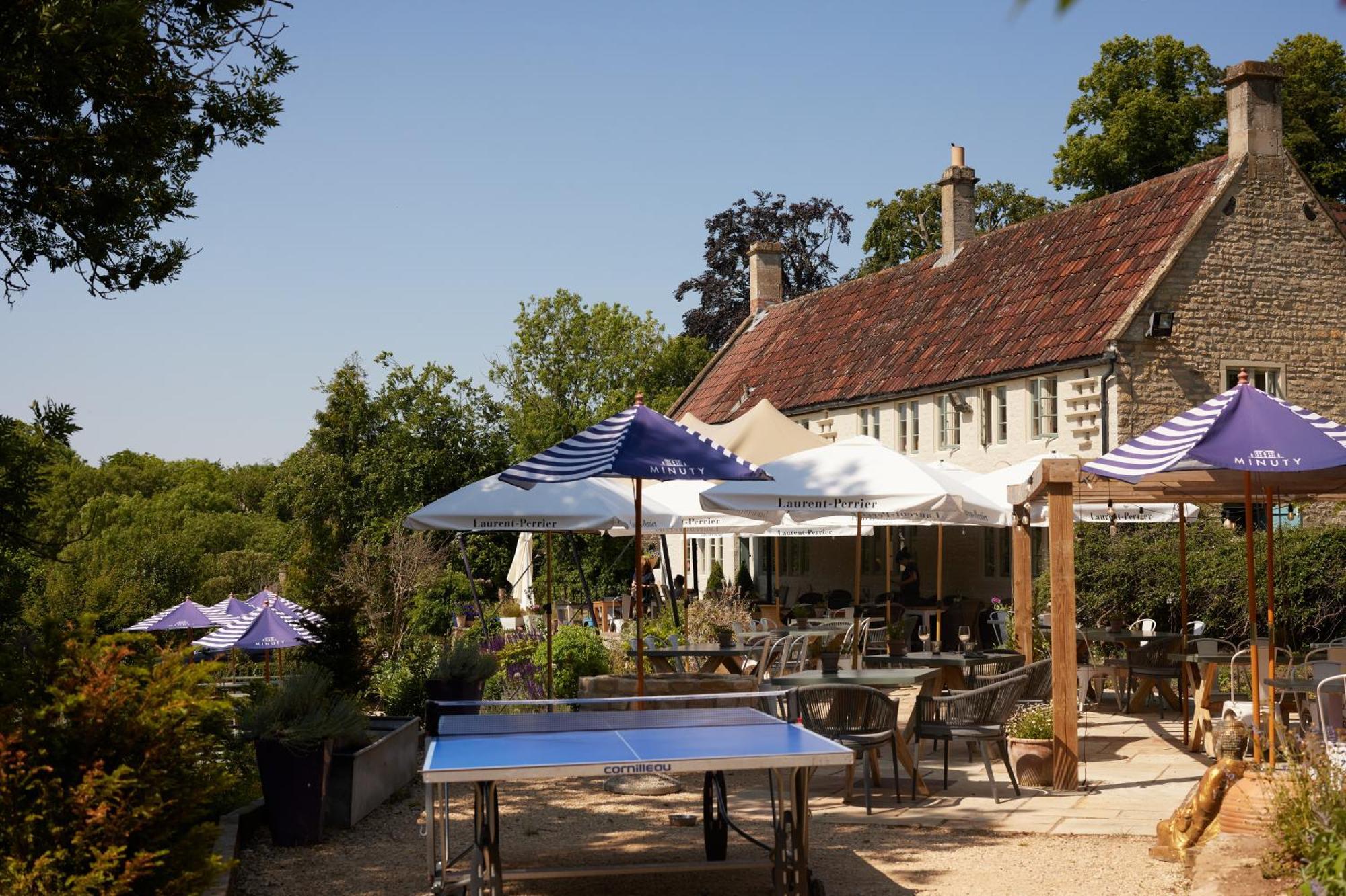 Отель The Wheatsheaf Combe Hay Wellow  Экстерьер фото